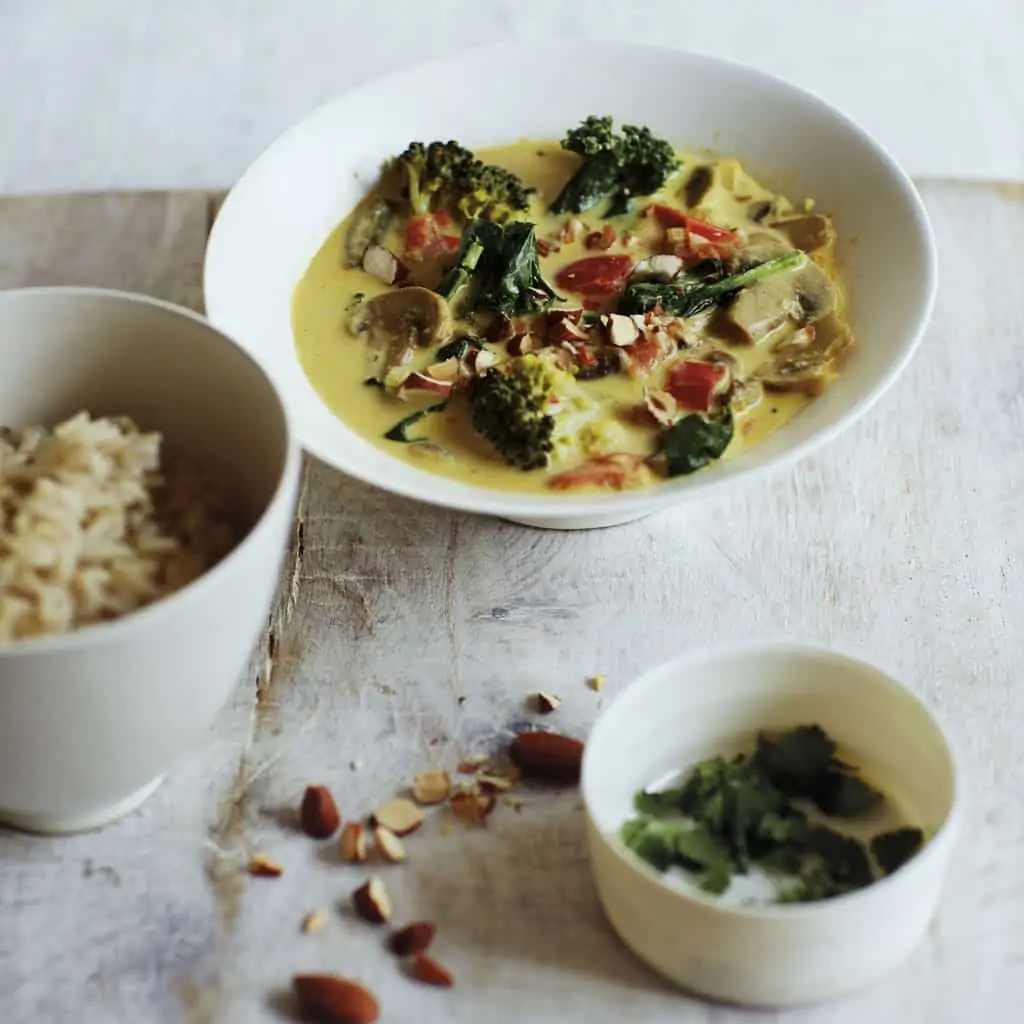 Mushroom, broccoli and coconut curry recipe