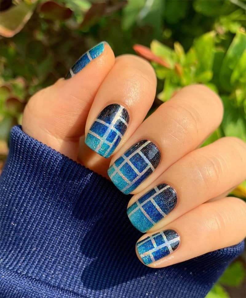 Geometric in Blue Ombre Nails